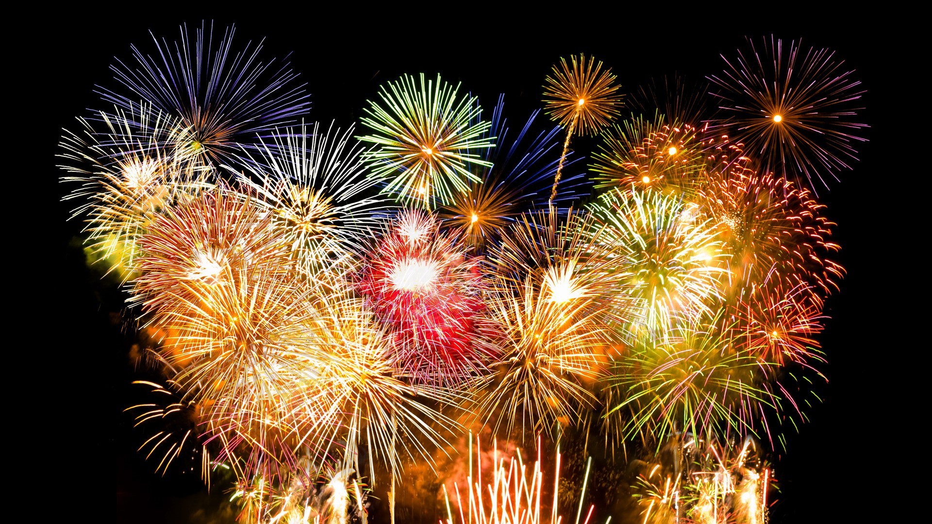 ventilador de teto Spirit - Blog Myspirit - capa blog - fogos de artifícios - cor para o ano novo - ano novo